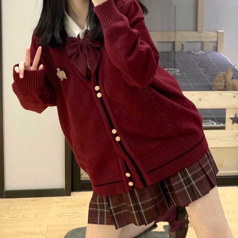 Áo cardigan dáng dài phối chân váy chữ A ngắn phong cách nữ sinh