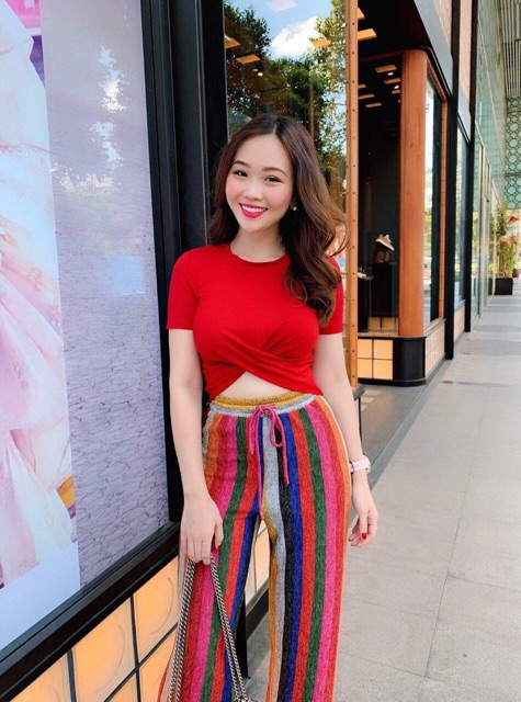 Áo xoắn eo siêu xinh