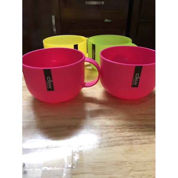 Ly nhựa có quai Thailand 500ml