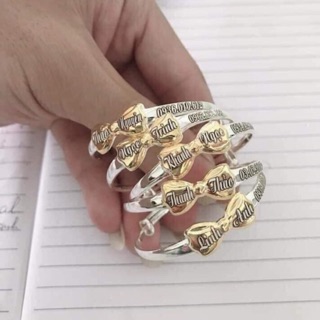 Lắc tay bạc khắc tên