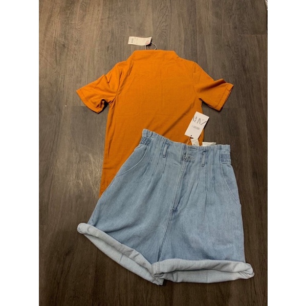 Áo uniqlo màu cam đất size M
