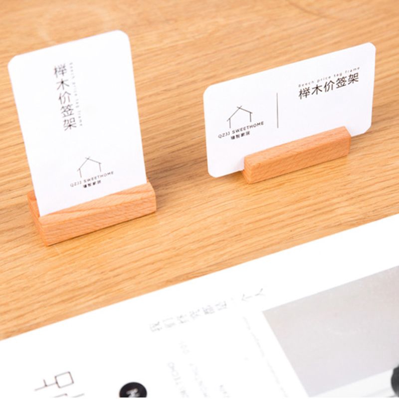 Miếng gỗ trưng bày giữ card dành cho văn phòng