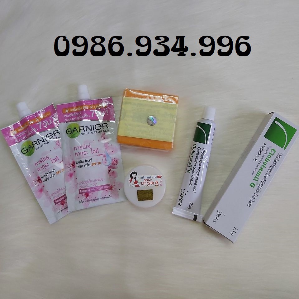 Bộ nám mụn tàng nhà clobetamilg