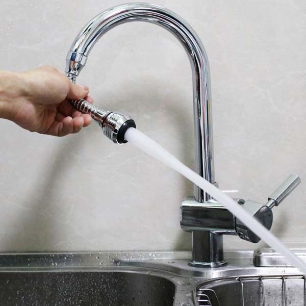 Đầu lọc nước tăng áp 2 chế độ cổ xoay đa hướng , gắn trực tiếp tại đầu vòi rửa bát , bồn rửa mặt tiện dụng.