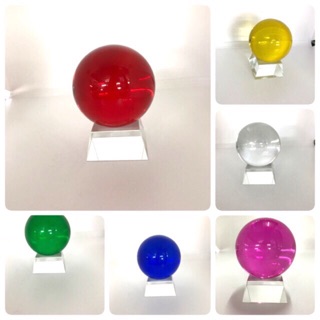 Quả cầu thủy tinh trong suốt đường kính 80mm - 100mm.