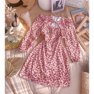 Đầm hoa đỏ cutout ngực tay dài bồng