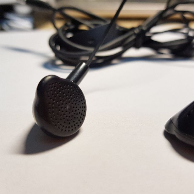 Tai nghe sam-sung s5830 chuẩn zin,có mic,tặng túi da