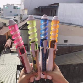 Máy uốn tóc xoăn nova 8558 có hàng.