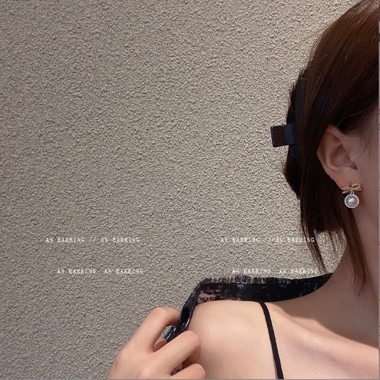 Khuyên tai bạc S925 Hình Nơ đính hạt trai cao cấp HALLA BT130