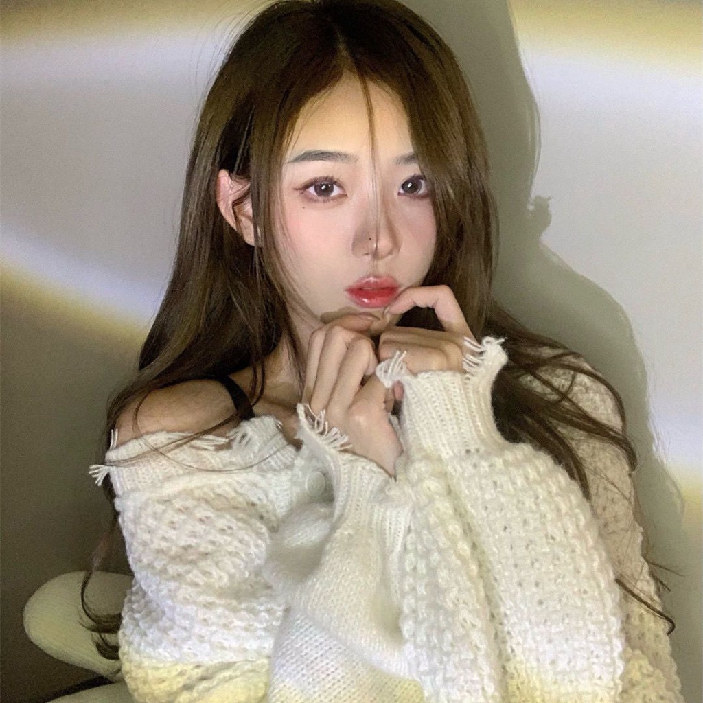 Áo Sweater Dệt Kim Màu Trắng Dáng Rộng Thời Trang Thu Đông Hàng Mới