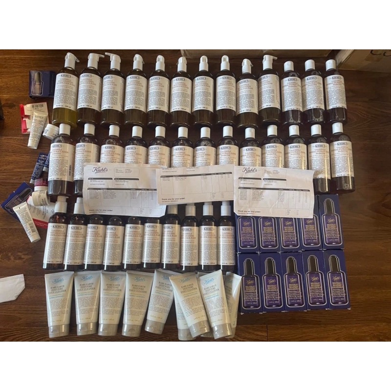 Sữa rửa mặt Kiehls hoa cúc 230ml và 500ml