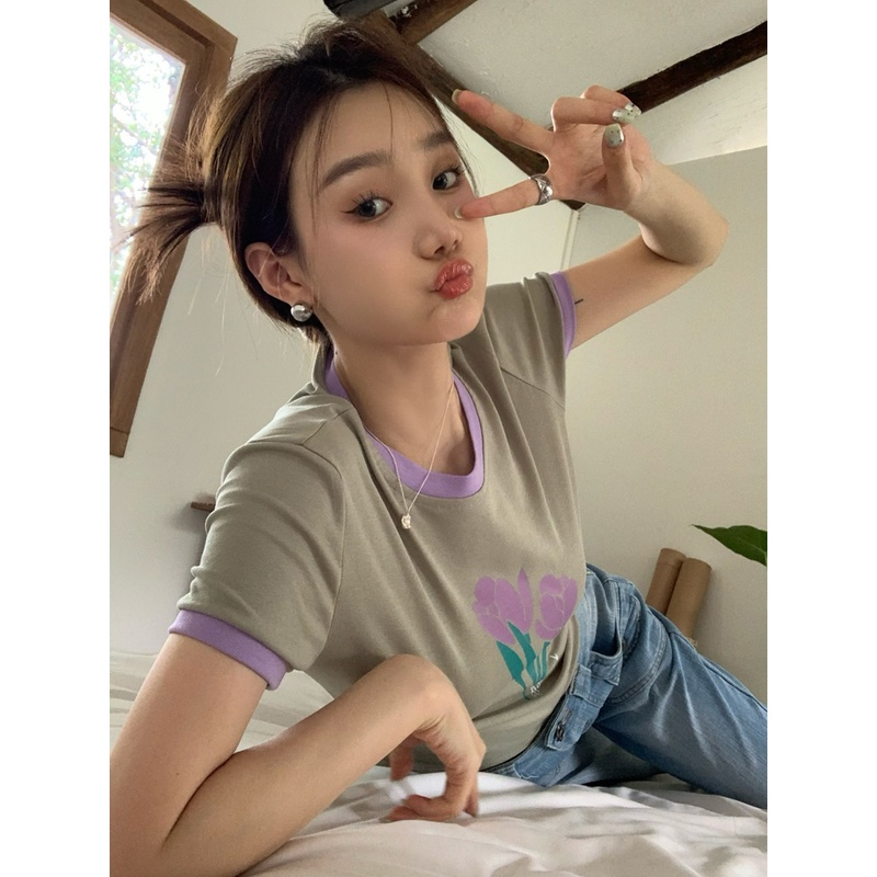 Áo Thun Ngắn Tay Dáng Ôm In Hoa Tulip Xinh Xắn 51543