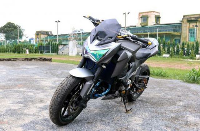 Kính chắn gió  kawasaki z800 lắp cho Exciter, Sonic, Raider, Winner, Cb150, Fz150i, Gsx150S