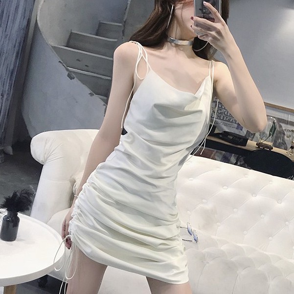 Đầm nữ hai dây kiểu dáng ôm Emilyshop