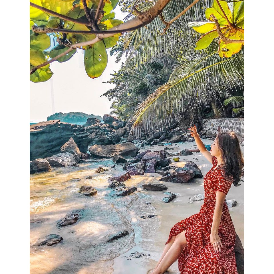 Váy cam đất hoa nhí trắng dây xỏ thắt eo