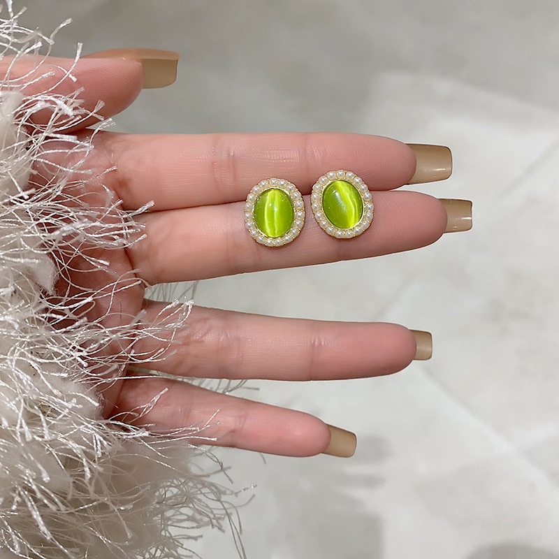 Khuyên tai kẹp không bấm lỗ chốt cố định K129 bằng hợp kim mạ vàng hình elip hạt trai dáng ngắn Leous Accessories