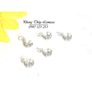 Charm bạc trăng gắn sao