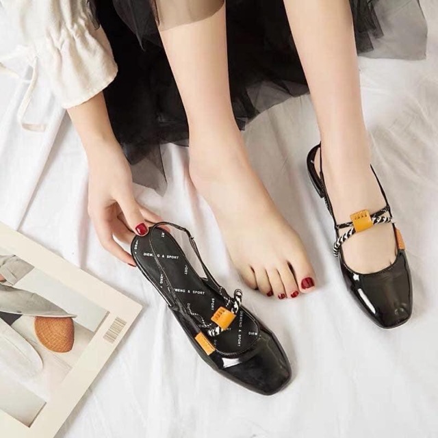 Giày bệt xuất dư