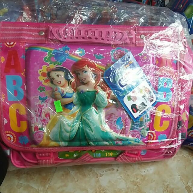 Cặp nổi elsa, siêu nhân