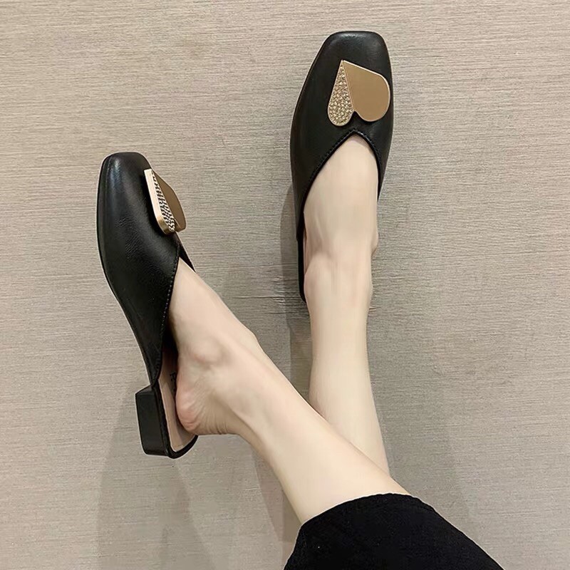 GIÀY SỤC NHỰA HÌNH TRÁI TIM SIÊU KUTE❤️❤️❤️