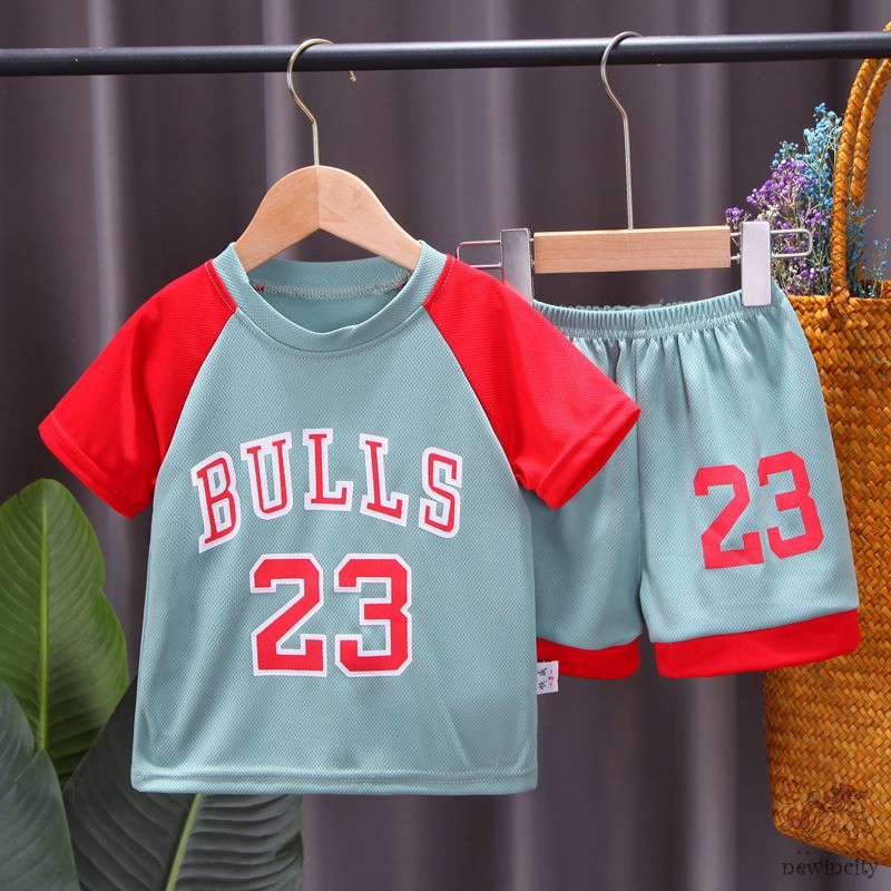 Bộ đồ áo thun tay ngắn + quần short phong cách thời trang hàn quốc dành cho bé trai