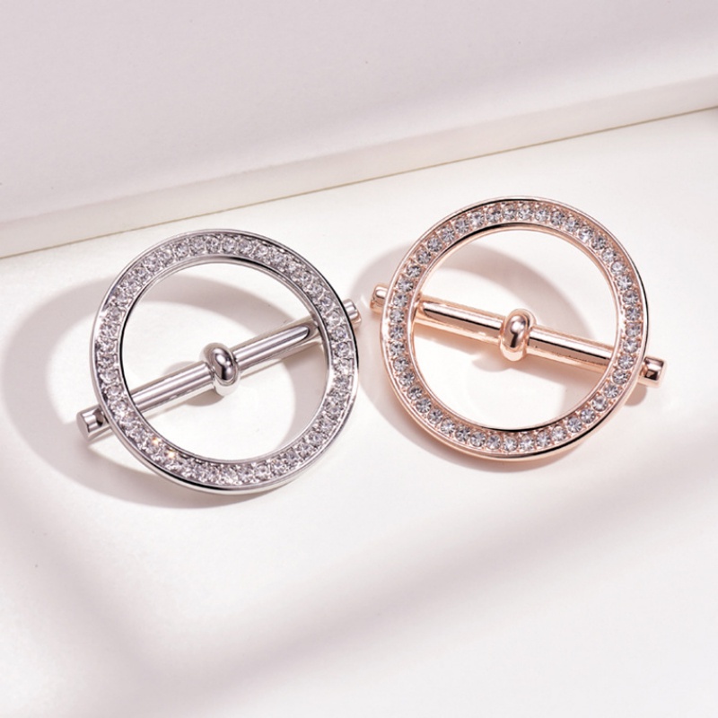 Khóa Kẹp Khăn Choàng Đa Năng Bằng Lụa Sáng Tạo Trang Trí Phong Cách Hàn Quốc Cho Nữ