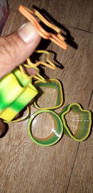 Combo 6 cái cấu hình Lò xo loại trung bằng nhựa rất đẹp có 6 mẫu khác nhau