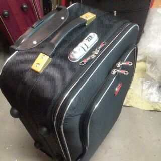 Vali vải dù khóa số