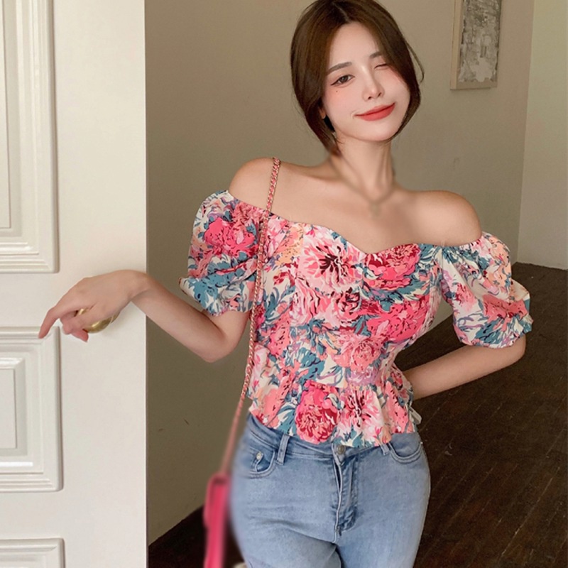 Áo kiểu tay phồng cổ vuông hở lưng in họa tiết ngọt ngào phong cách Nhật thời trang mùa hè