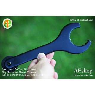 cờ lê mở trục giữa xe đạp