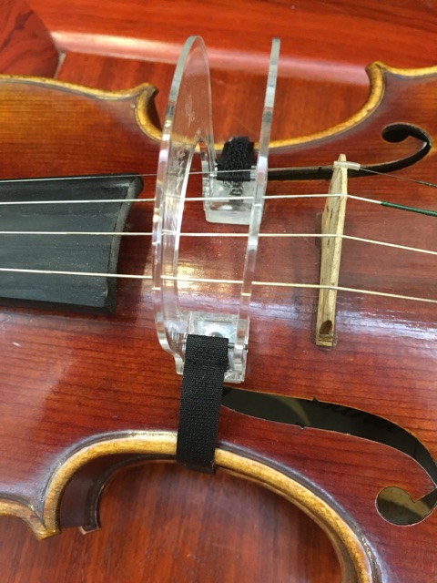 Dụng cụ ổn định vĩ khi chơi đàn violin