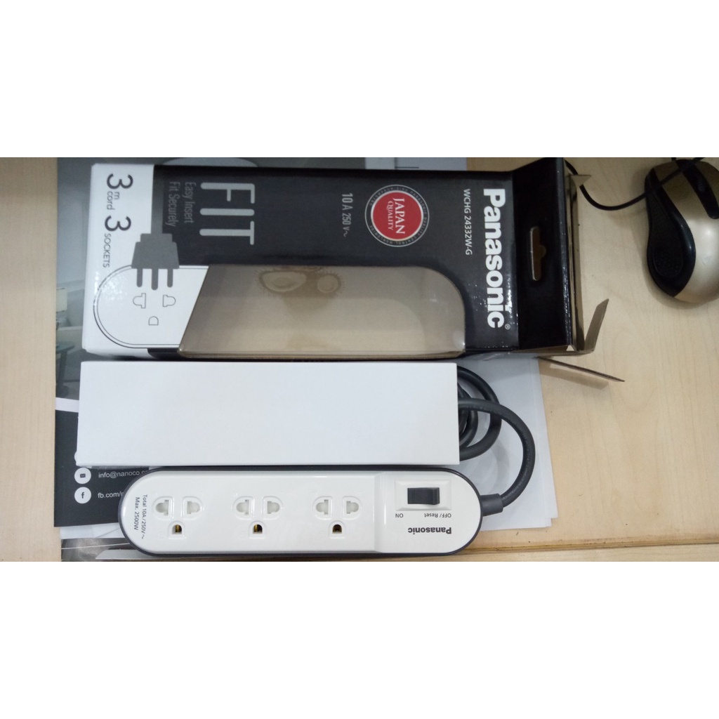 Ổ cắm có dây Panasonic WCHG24332W tặng phích cắm