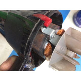 Motor quạt thổi máy sấy tóc