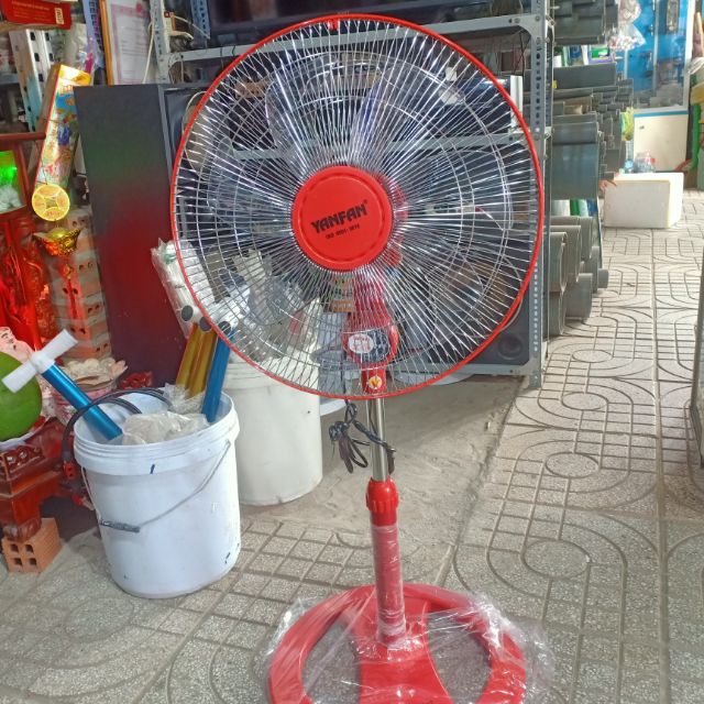 Quạt đứng lỡ lòng Inox hiệu YAFAN 7 Cánh, Máy cực êm - TS16 bảo hành 3 năm
