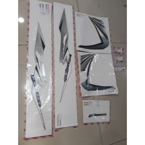 Bộ tem Exciter 2007 màu bac Yamaha