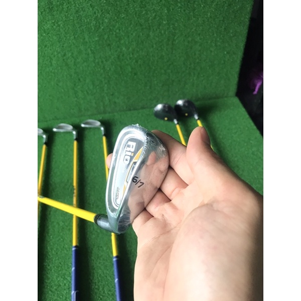 GẬY GOLF 7 IRON TRẺ EM