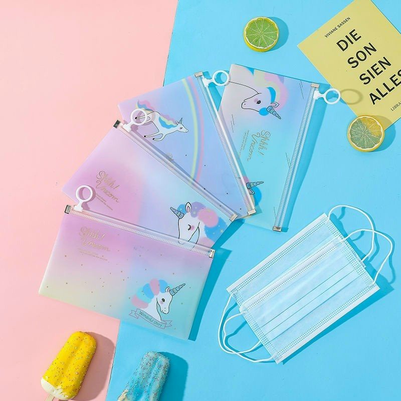 Túi đựng bút trong suốt in hình hoạt hình dễ thương mẫu mới Bukao