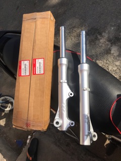 Phuộc trước wave s110 đùm đĩa