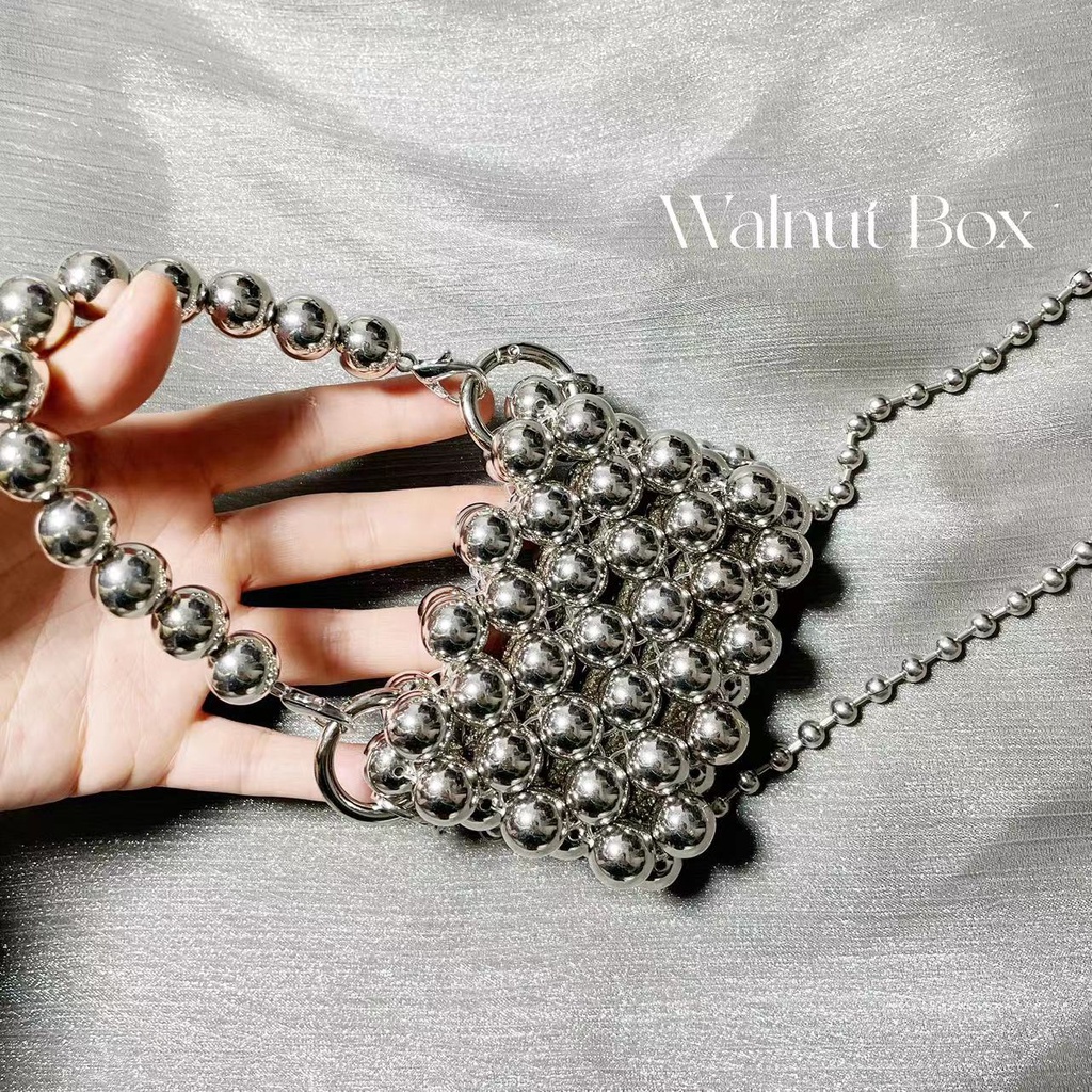 Túi Đựng Son Môi Kết Cấu Kim Loại Đính Hạt Thủ Công