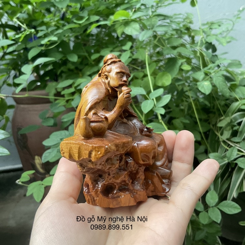 Tượng ông thần trà gỗ bách thơm