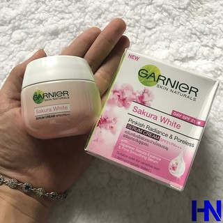 kem dưỡng da Garnier