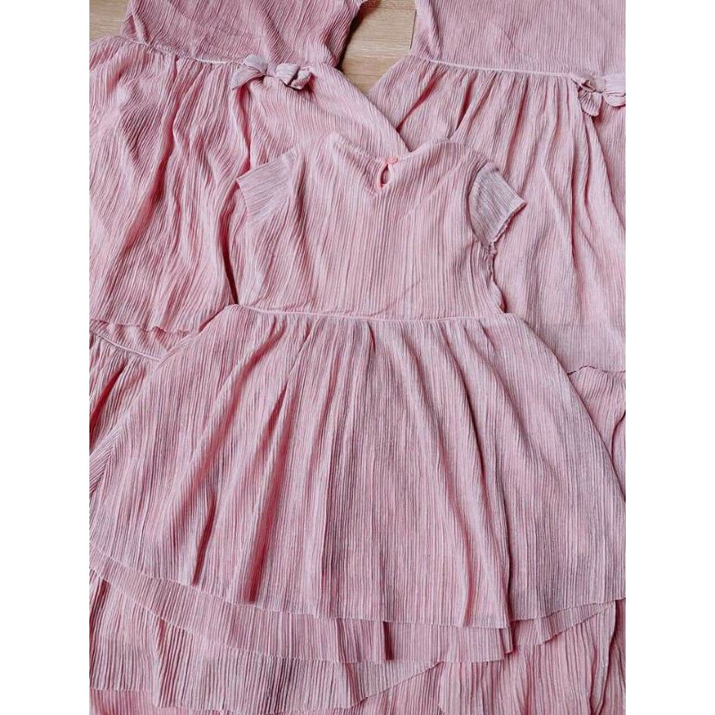 Váy đầm bé gái