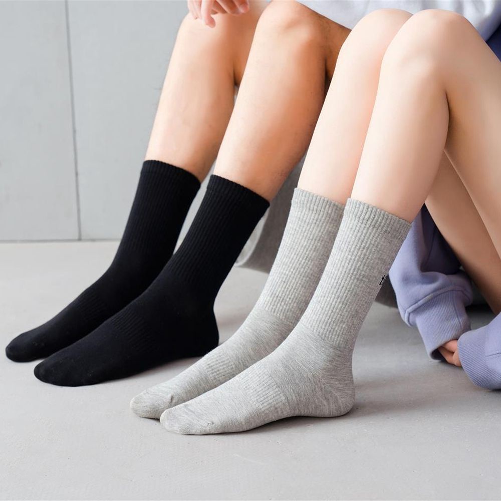 Vớ thể thao bằng cotton mềm mại thấm hút mồ hôi thoáng khí màu trơn đơn giản dành cho nam và nữ