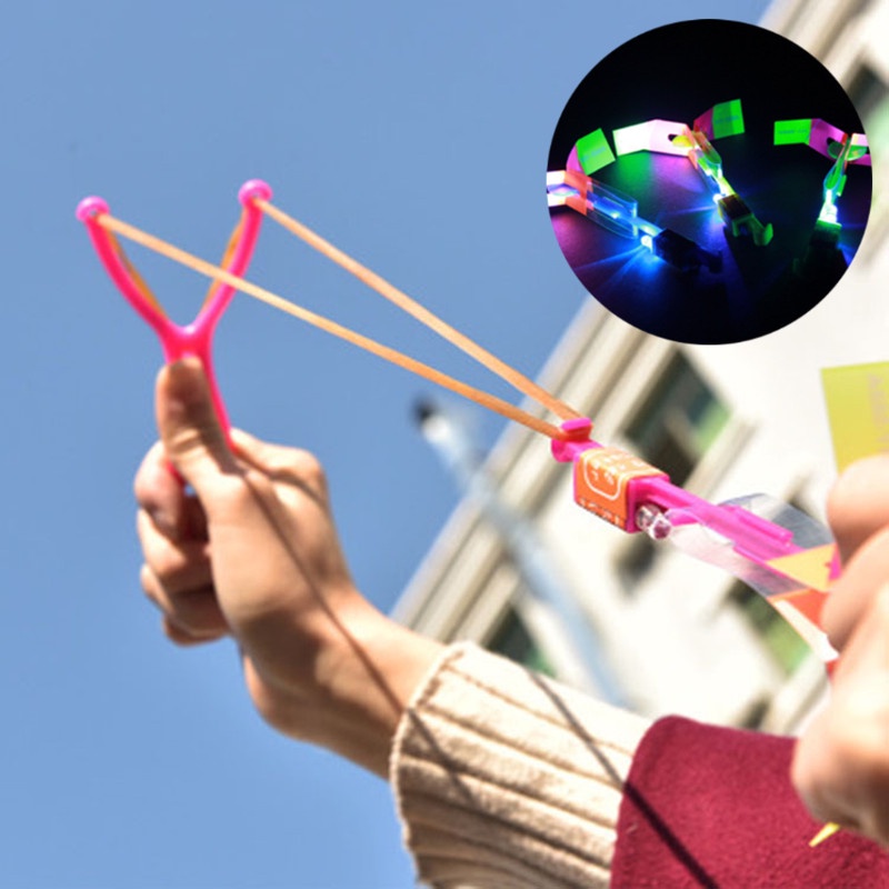 Đồ chơi chong chóng xoay có đèn LED Trực Thăng Đồ Chơi Hình Tên Lửa Có Đèn LED Đồ chơi chong chóng