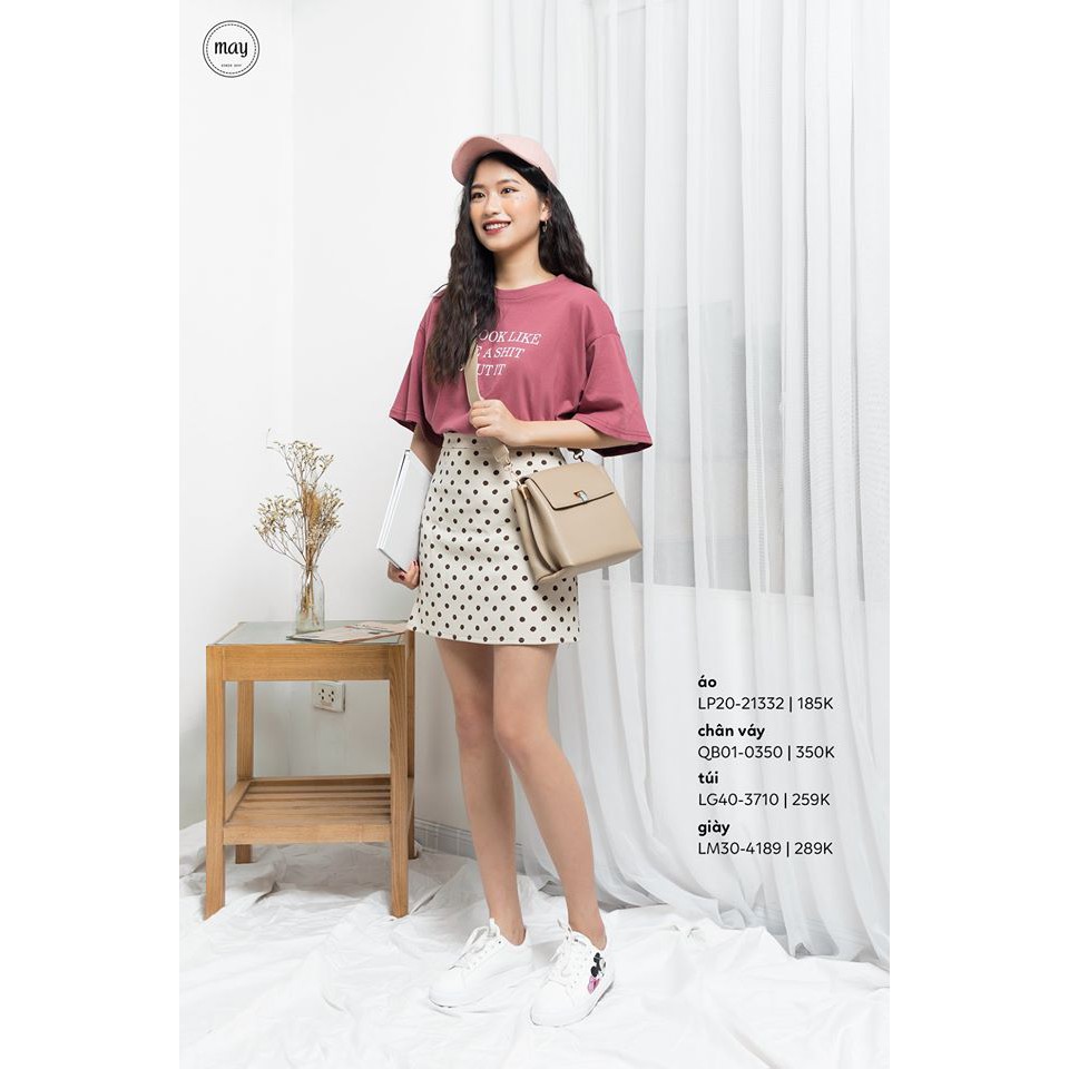 Áo phông oversize chữ Do I look like