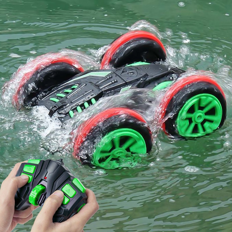 Trẻ em lội nước điều khiển từ xa Xe địa hình leo núi điện quá khổ lái xe bốn bánh chống thấm nước xe thuyền đồ chơi cậu