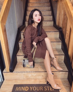 Váy len trễ vai buộc đai