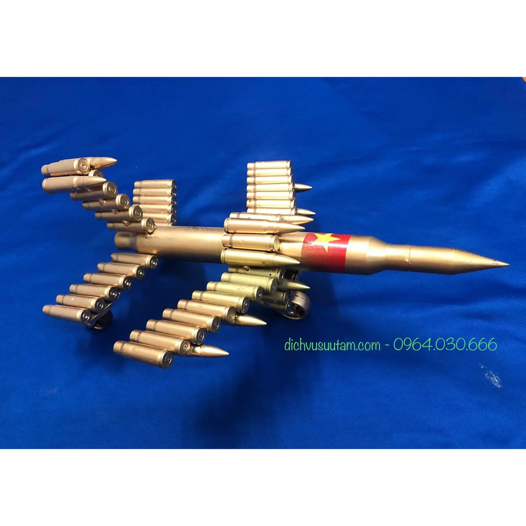 Máy bay mô hình vỏ đạn (cỡ vừa)