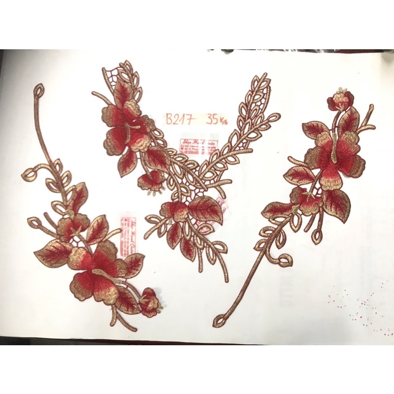 Bộ cổ và tay thêu