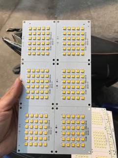 Chip Led. Mắt LED lắp Đèn Pha 30w (DC 28-32v)
